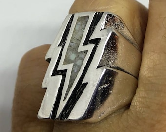 Vintage Southwestern Opal White Mother of Pearl Lighting Bolt Mens Biker Ring