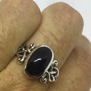 Vintage Celtic Genuine Black Onyx 925 Sterling Silver Ring