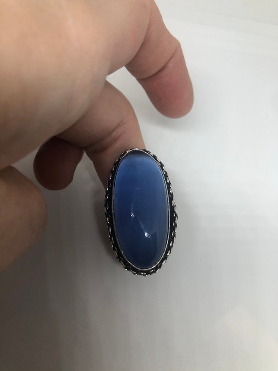 Vintage Blue Cats Eye Art Glass Ring Size 7 - image 5