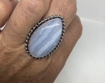 Vintage-Ring aus echtem blauem Spitzenachat und Silber