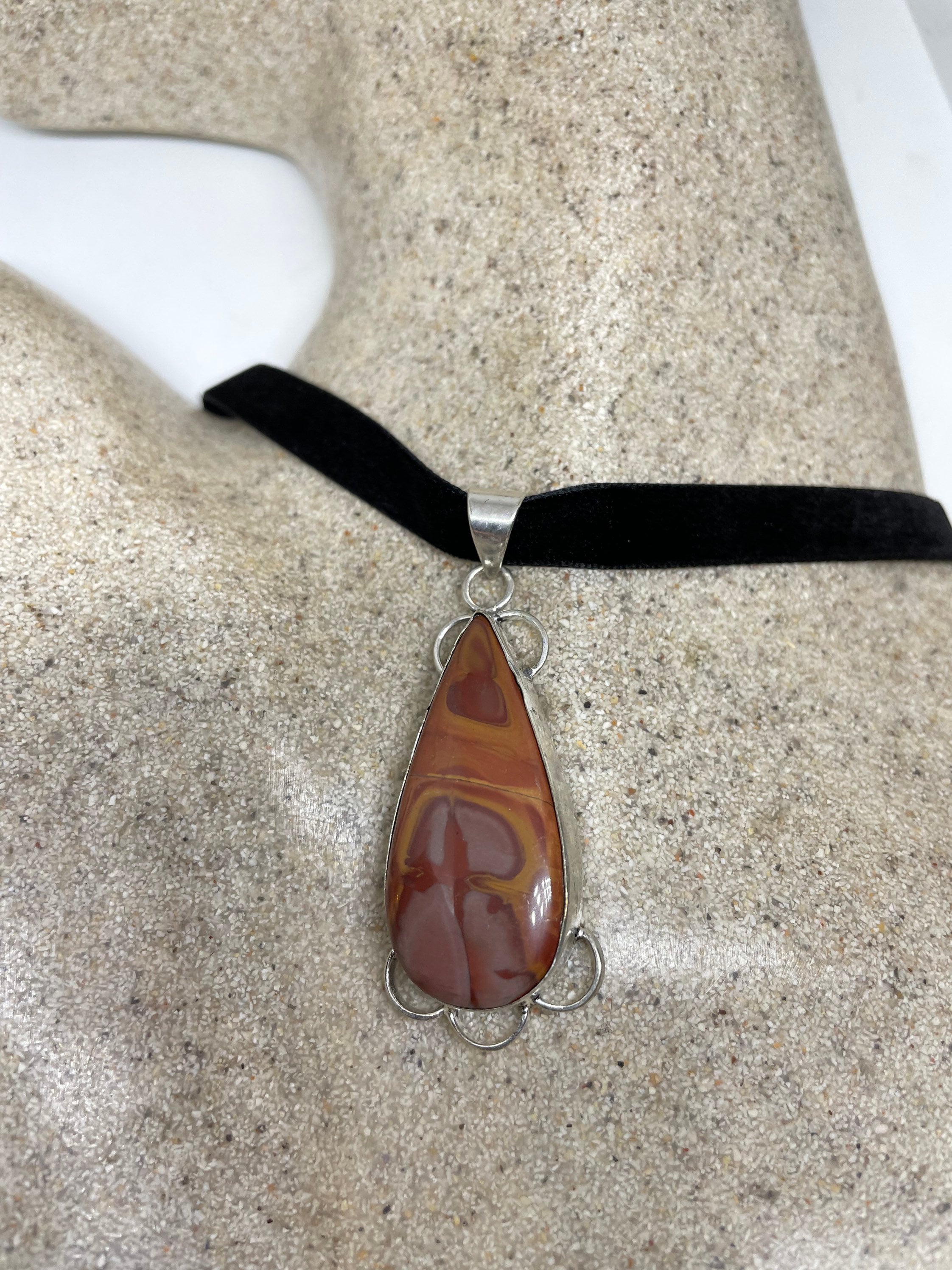 Vintage Carnelian Agate Choker Necklace 