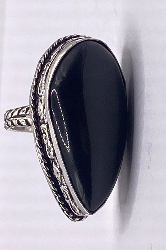 Vintage Black Onyx Silver Cocktail Ring Size 6.5 - image 2