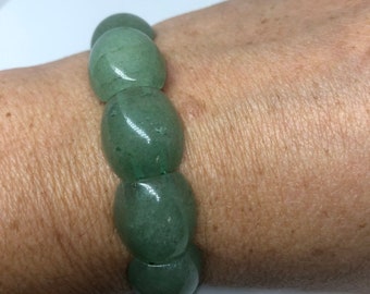 Braccialetto elastico vintage in avventurina verde e giada portafortuna