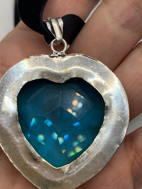 Vintage Blue Glass Heart Antique Black Velvet Rib… - image 3