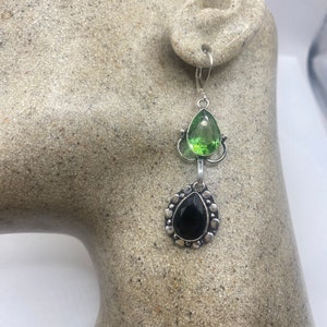 Vintage Black Earring Onyx and Green Glass 925 Sterling Silver Deco Dangle Chandelier