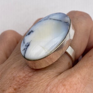 Vintage Black White Onyx Silver Cocktail Ring Size 7.75