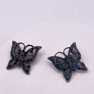 Vintage kristallen gotische zilveren afgewerkte vlinder broche set
