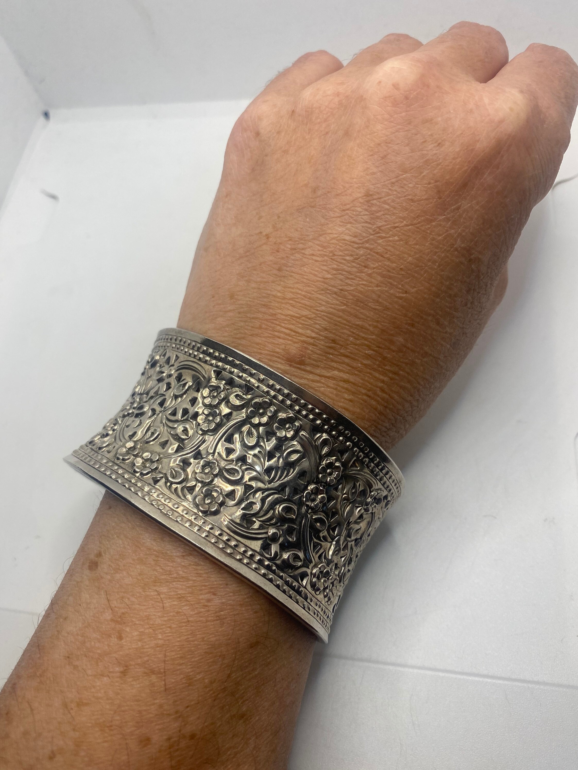 Vintage Bangle Cuff Bracelet 925 Sterling Silver - Etsy Vintage Bangle Cuff Bracelet 925 Sterling Silver - Etsy