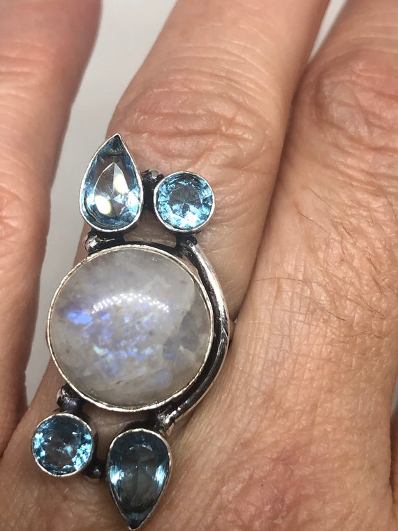 Bague Vintage Tourbillon Avec Pierre Bleu Ciel Style Aigue-marine - Taille Réglable - Anciennement Argentée