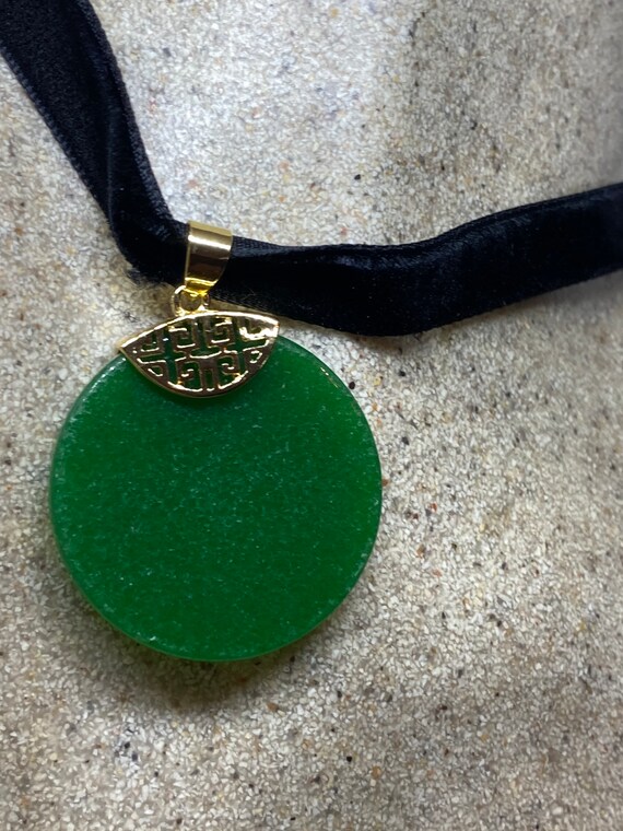 Vintage Green Jade Choker Gold Finish Necklace Pe… - image 3