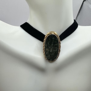 Vintage Green Jade Yellow Gold Filled Brooch Pin