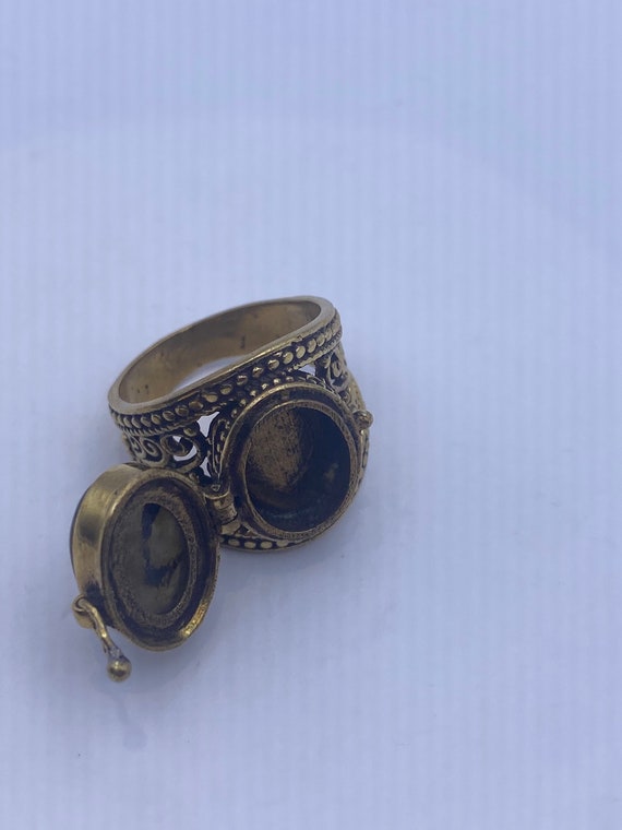 Vintage Labradorite Brass Poison Pillbox Ring - image 5