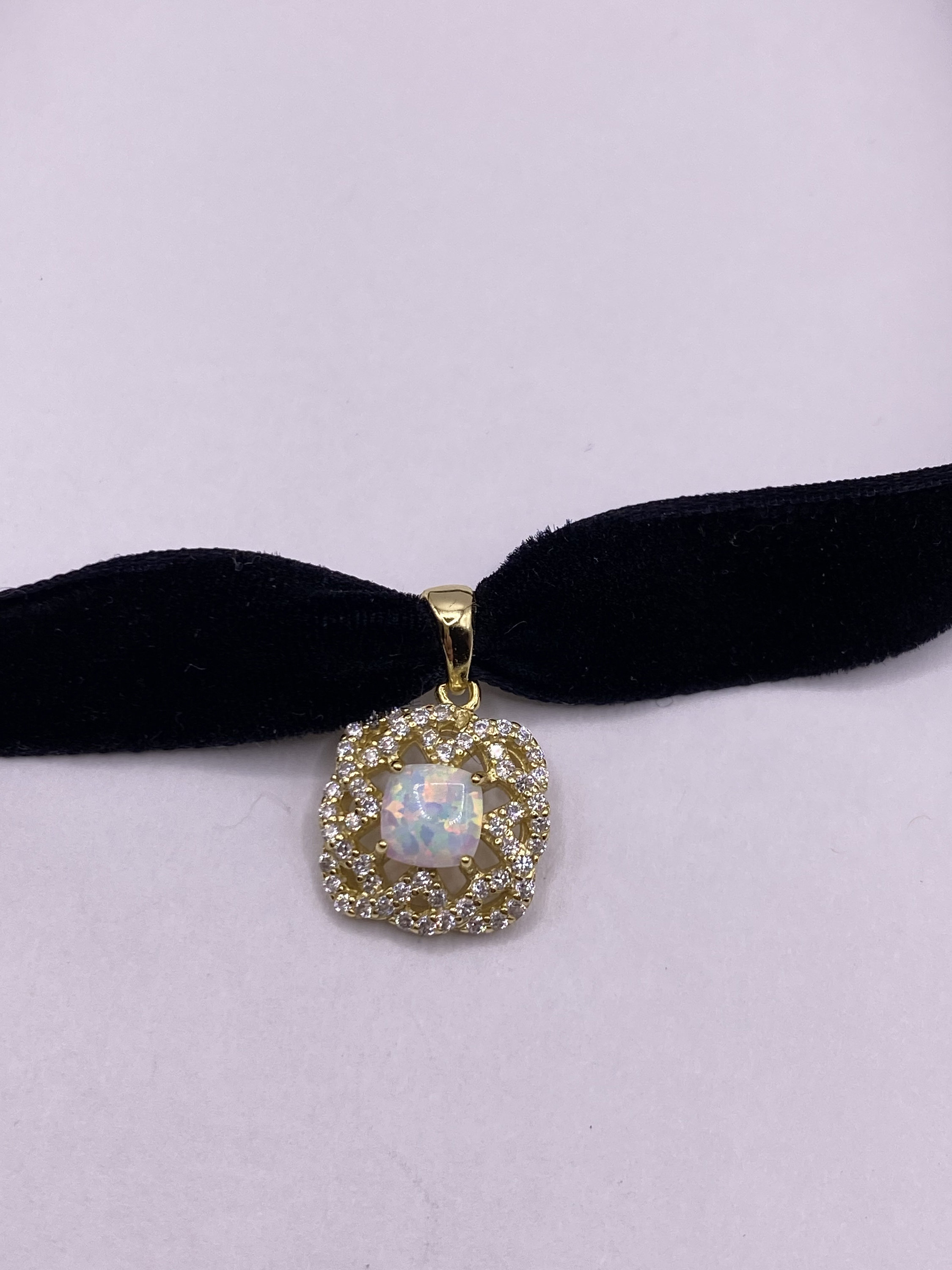 Collana con ciondolo in argento sterling 925 dorato rosa con opale bianco vintage - Italia