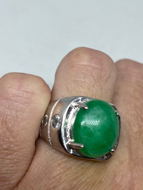 Vintage Lucky Green Nephrite Jade Ring - image 2
