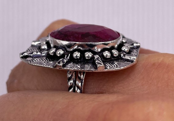 Vintage Raw Pink Ruby Deco Silver Cocktail Ring - image 7