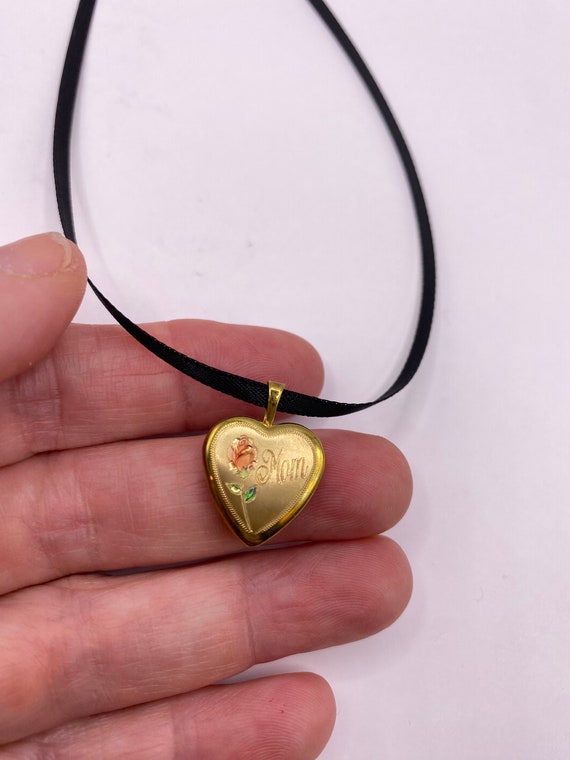 Vintage Heart Mom Locket Choker Gold Filled Neckl… - image 3