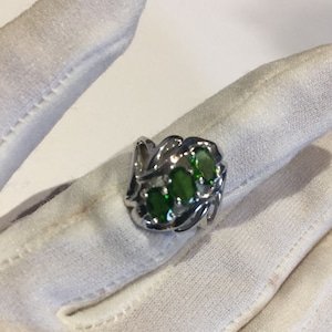 Vintage Handmade Green Chrome Diopside  Filigree Setting Sterling Silver Gothic Ring