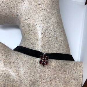 Vintage Handmade 925 Sterling Silver Genuine Garnet Antique Pendant Necklace