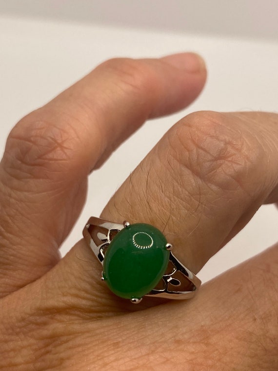 Vintage Lucky Green Nephrite Jade Cocktail Ring - image 2