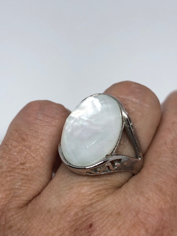 Vintage Mother of Pearl 925 Sterling Silver Ring - image 9