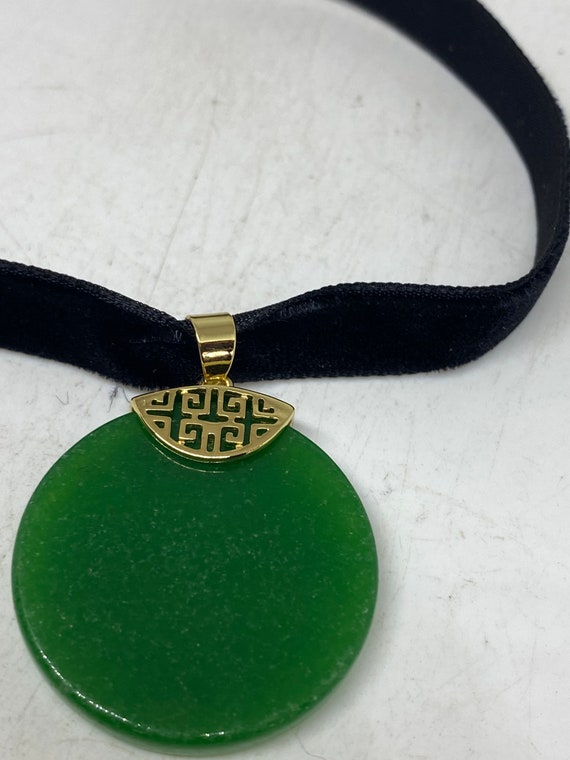 Vintage Green Jade Choker Gold Finish Necklace Pe… - image 5