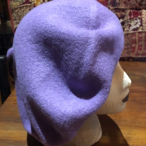 Vintage Purple Wool Felt 11 in Beret Hat