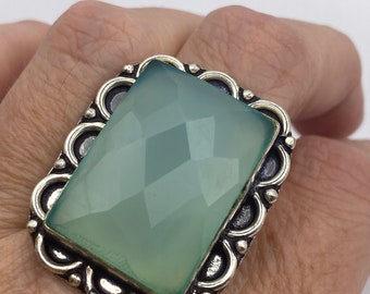 Anillo llamativo de cóctel de calcedonia verde vintage