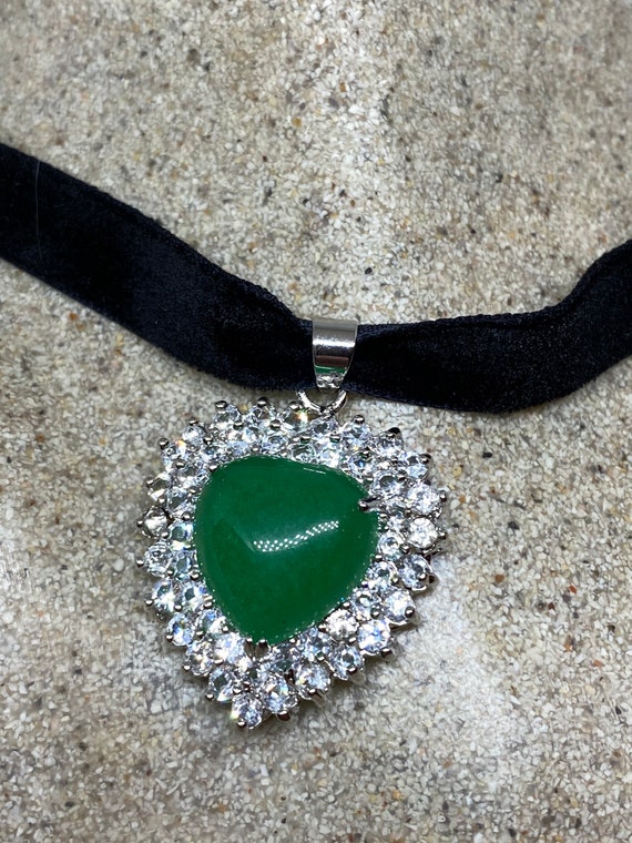 Vintage Green Jade Heart Choker Gold Finish Neckl… - image 6