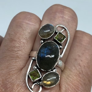 Vintage Large Blue Green Labradorite and Peridot Stone Silver Ring