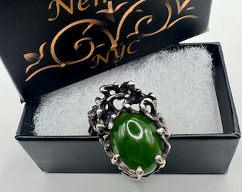 Vintage Green Ring Jade Nephirite 925 Sterling Silver Size 8.25