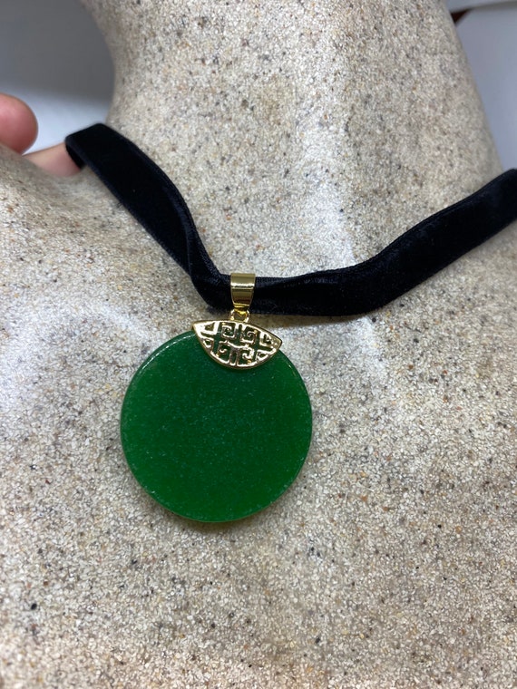 Vintage Green Jade Choker Gold Finish Necklace Pe… - image 1