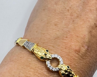Bracciale Rigido A Forma Di Giraffa Sindary | Oro Con Cristalli Austriaci Trasparenti | Diametro 6,3 Cm