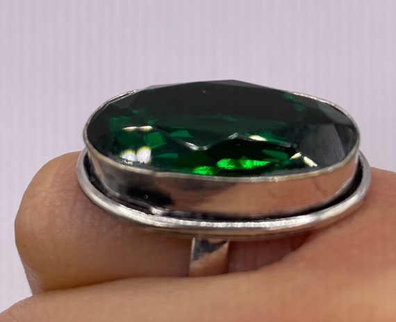 Vintage Green Antique Glass Cocktail Ring - image 3