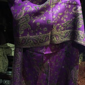 Vintage Purple Beige Paisley Brocade Pashmina Scarf Wrap