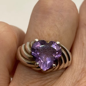 Vintage Purple Amethyst Heart 925 Sterling Silver Ring