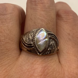 Vintage Mother of Pearl Wing 925 Sterling Silver Ring
