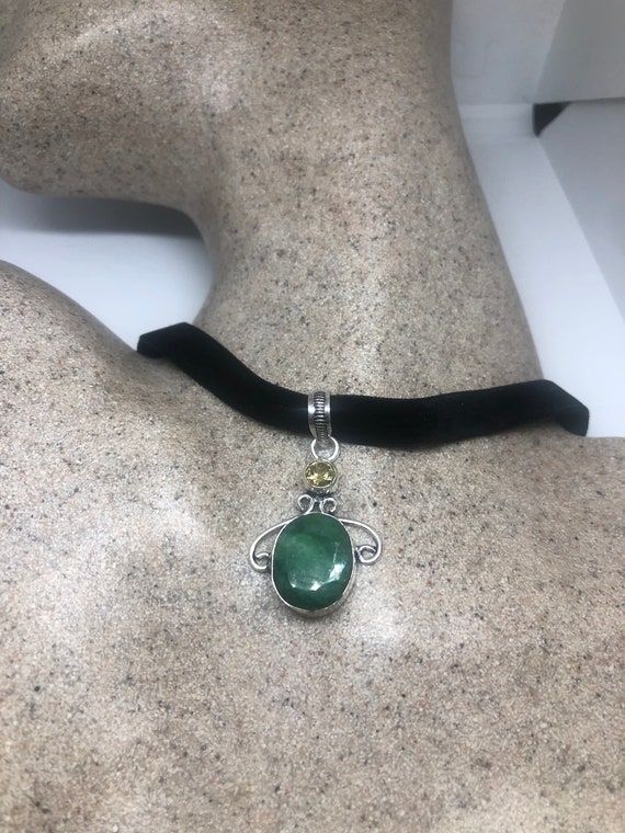 Vintage Green Raw Emerald Crystal Choker Pendant - image 8