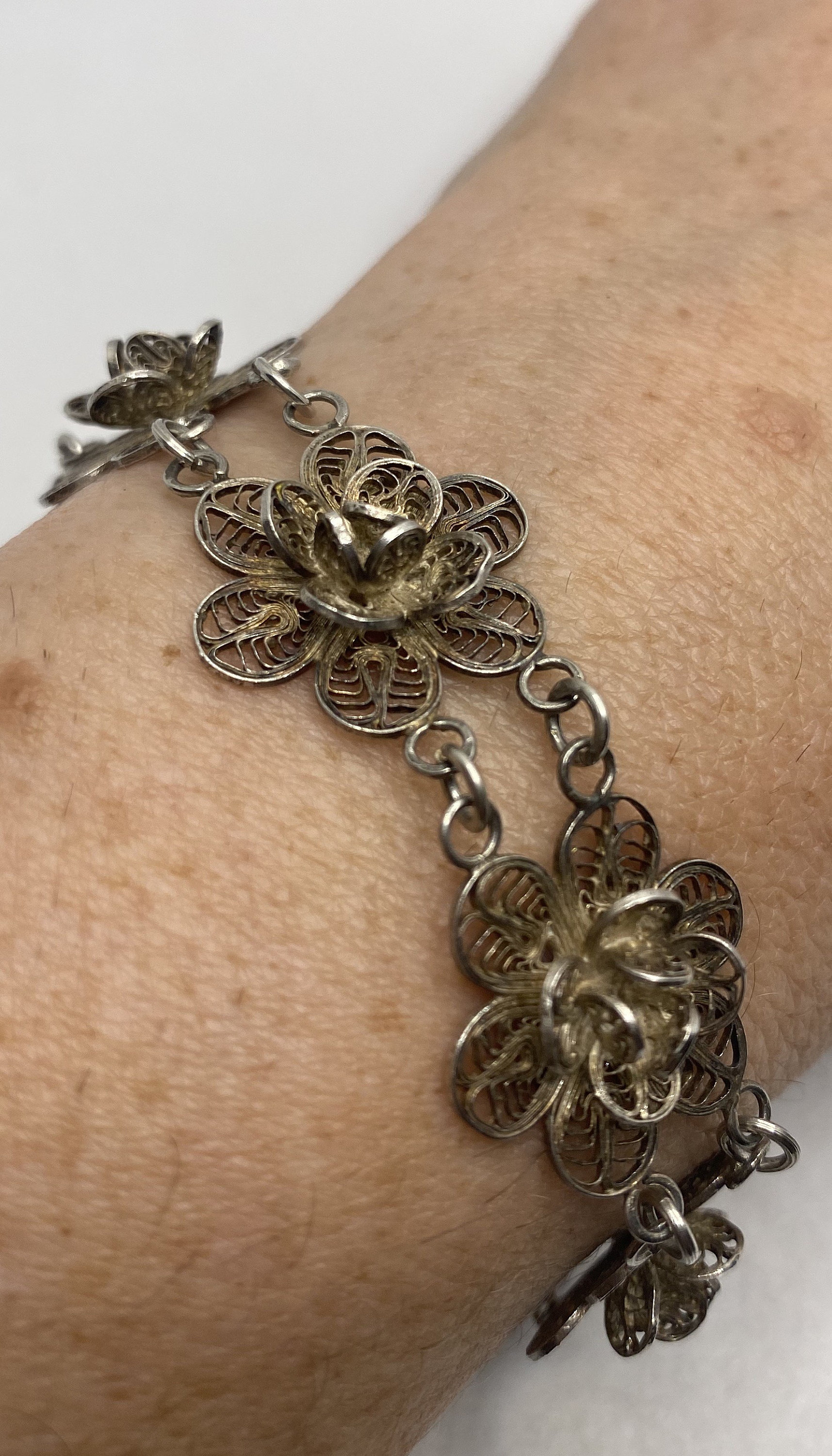 Vintage 925 Sterling Silver Filigree Flower Bracelet - Etsy Vintage 925 Sterling Silver Filigree Flower Bracelet - Etsy