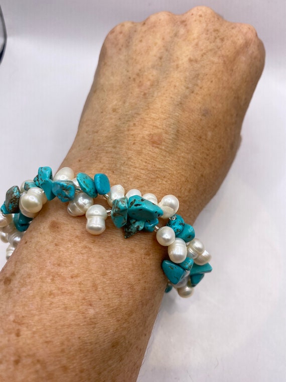 Vintage Pearl and Chip Turquoise Stretch Bracelet