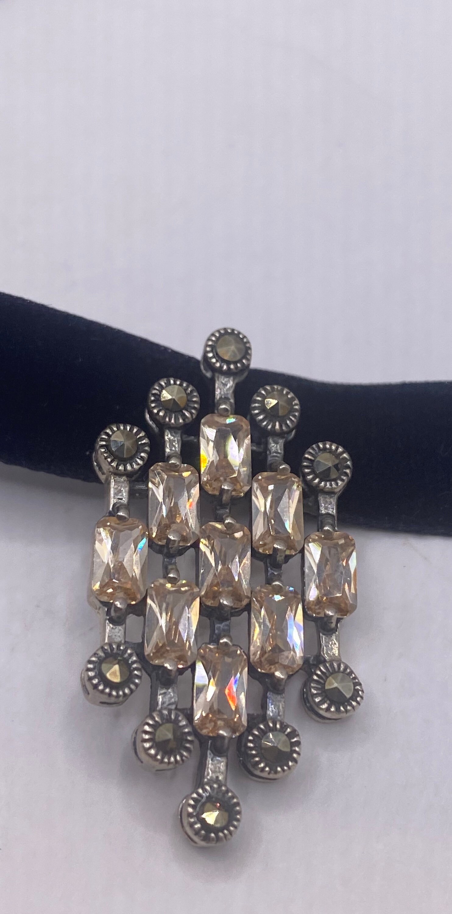 Mules sabot en simili cuir marron à fourrure blanche et à enfiler - RIEKER