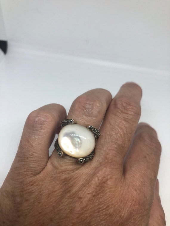 Bague Ancienne En Argent Avec Nacre Et Marcassite - Taille 57