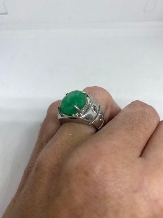 Vintage Lucky Green Nephrite Jade Ring - image 5