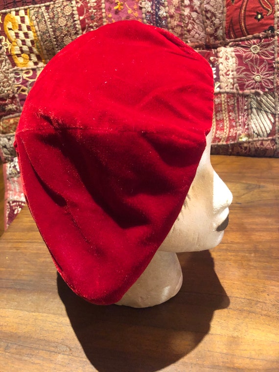 Vintage Red Velvet 10 inch beret hat