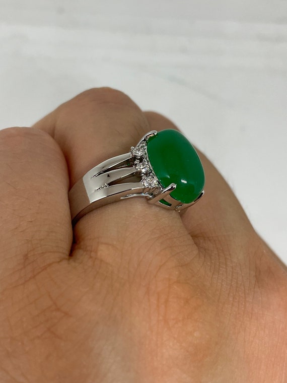 Vintage Lucky Green Nephrite Jade Ring - image 3