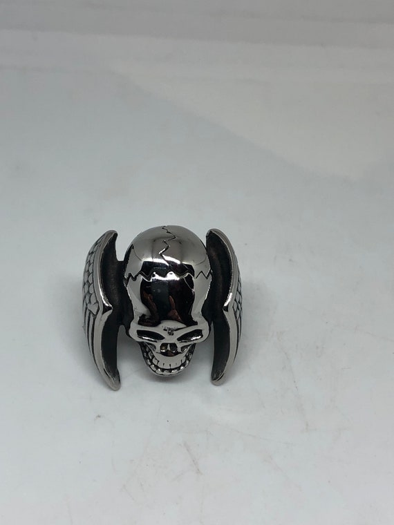 Vintage winged biker Skull Mens Ring Gothic Silve… - image 7