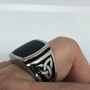 Vintage Celtic Black Onyx Stainless Steel Mens Ring