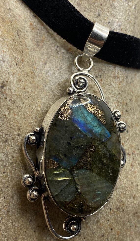 Vintage Rainbow Labradorite Mosaic Choker Pendant 