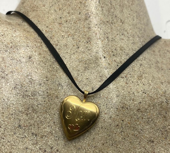 Vintage Gold Locket | Tiny Heart 9k Gold Filled P… - image 4