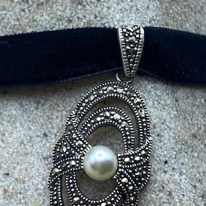 Vintage Pearl Marcasite 925 Sterling Silver Dangle black velvet choker necklace