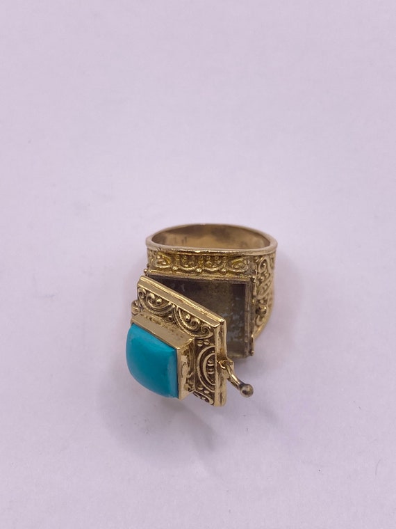 Vintage Gold Turquoise Brass Poison Pillbox Ring - image 5